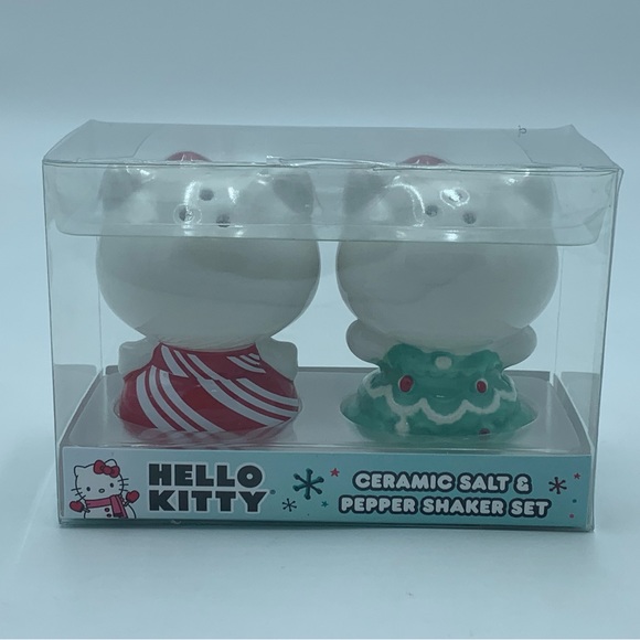 Sanrio Hello Kitty Christmas Tree Ceramic Mug and HK Salt and Pepper Shakers - Picture 13 of 16